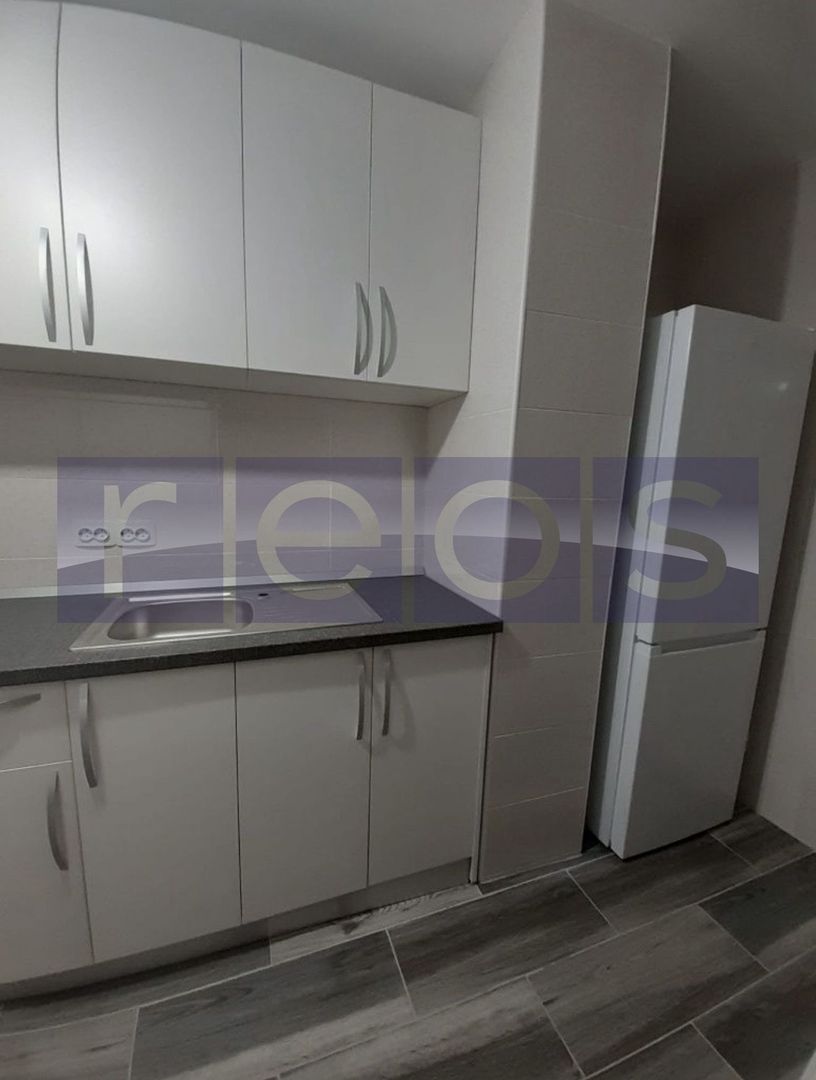 VÂNZARE GARSONIERĂ | ZONA TITAN | MOBILATĂ ȘI UTILATA - Poză 4