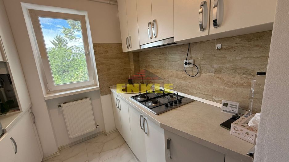 De inchiriat apartament cu 3 camere, zona Unirii. - Poză 8