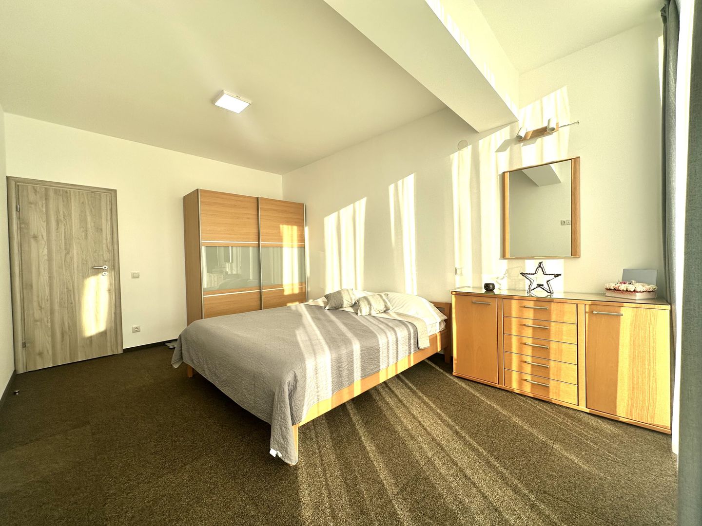 Casă tip duplex de inchiriat, Bartolomeu - Poză 6