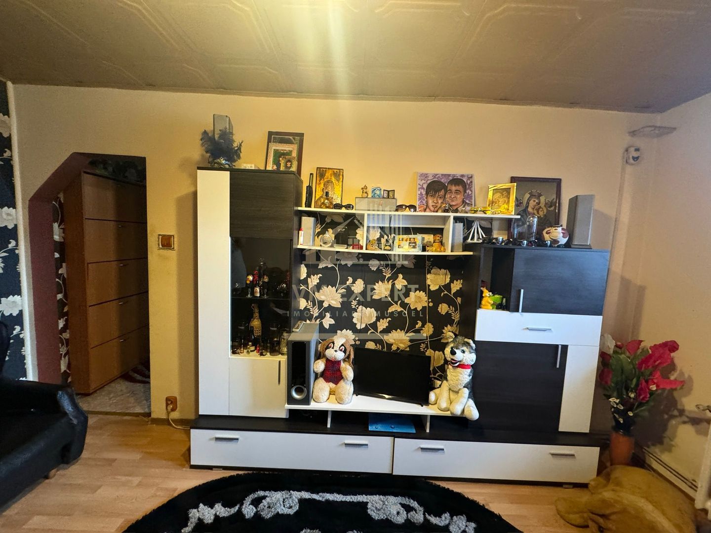 APARTAMENT 2 CAMERE, ETAJ 3, CAMPULUNG, ZONA VISOI - Poză 2