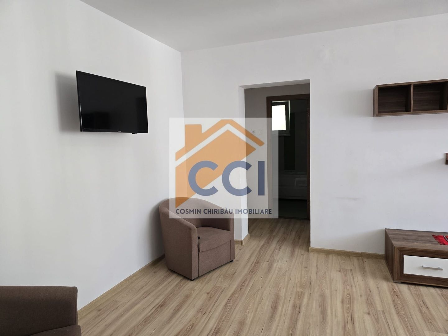 DE VÂNZARE - Apartament cu 2 camere în Bacău - Etaj 1 - Poză 7
