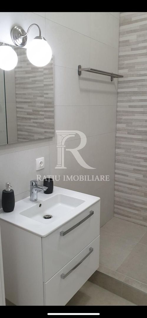Apartament cu 2 camere | Zona Ultracentrala | Oradea - Poză 5