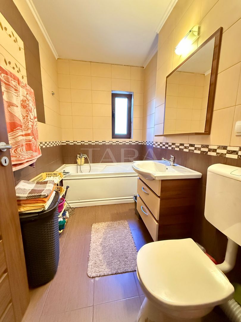 Apartament decomandat, parcare inclusă, zonă verde cu parc privat. - Poză 5
