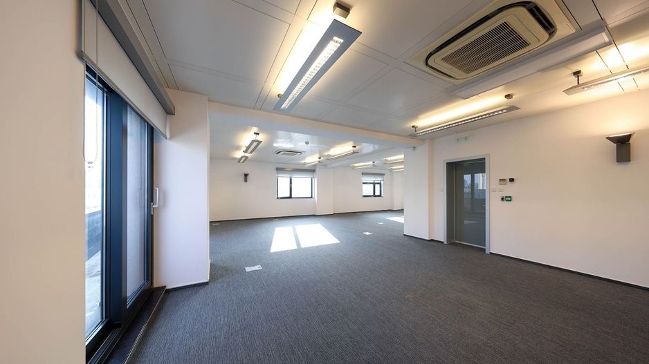 Clădire de birouri și centru de date – Oportunitate exclusivă in Brasov - Poză 7