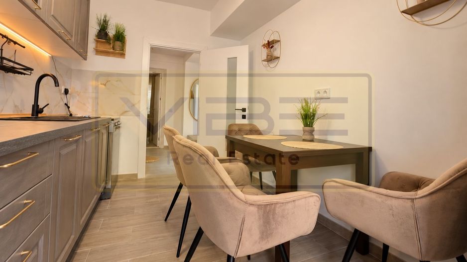 Copou- 3 camere 2 bai- decomandat- modern- parcare subterana - Poză 8