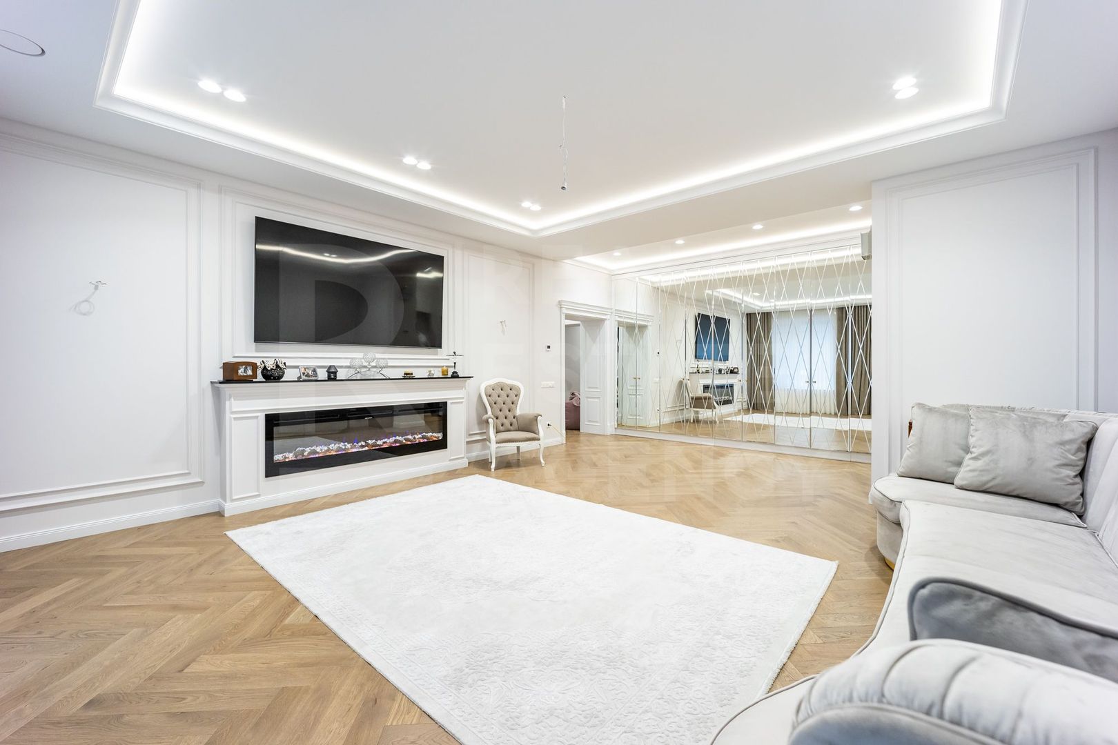 Apartament 4 camere, 160 mp, str. Nadejda Russo, Rîșcani - Poză 2
