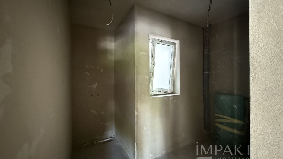 Case cuplate la liziera padurii , ideale pentru 2 familii ! - Poză 16