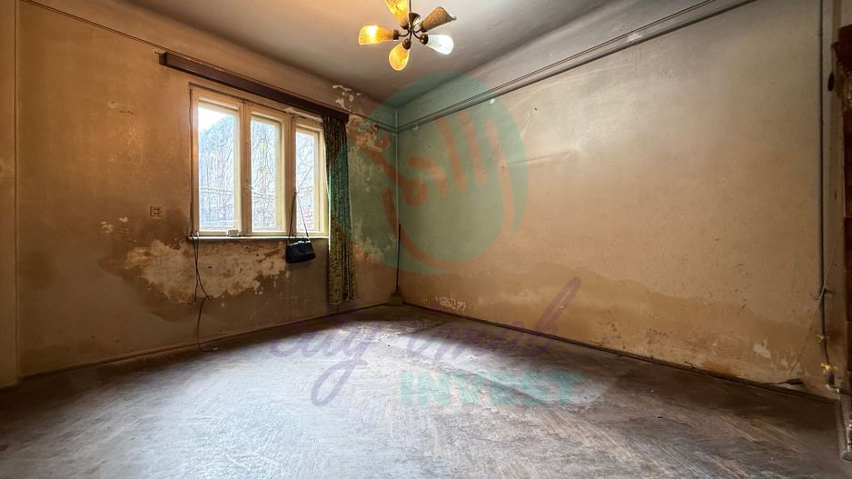 Casă interbelică Foișorul de Foc | Potențial mare | Curte liniștită - Poză 8