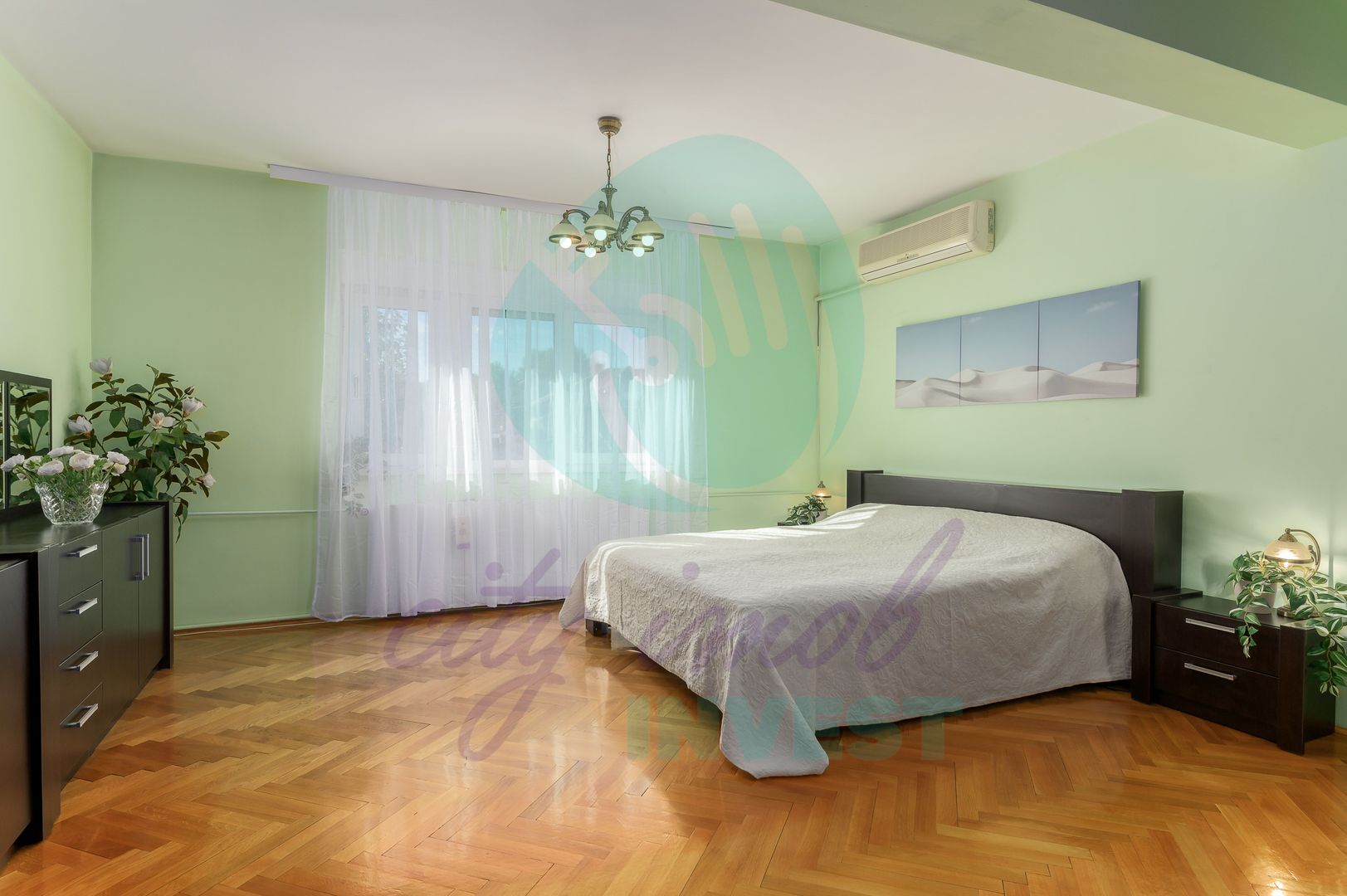 Vilă spațioasă cu curte superbă lângă Parcul Circului - Poză 7