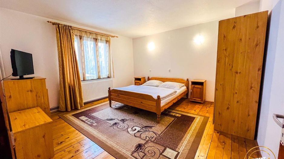 Pensiune in decor fermecator, loc de istorie si legenda, Moieciu de Jos, Bran - Poză 10
