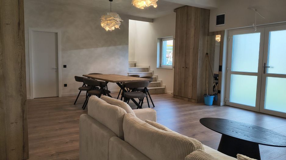 De inchiriat! Duplex nou, zona centrala - Poză 1