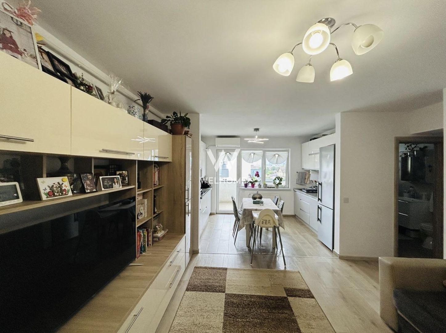 Apartament 3 camere, etaj intermediar, mobilat, 2 bai, 2 balcoane - Poză 7