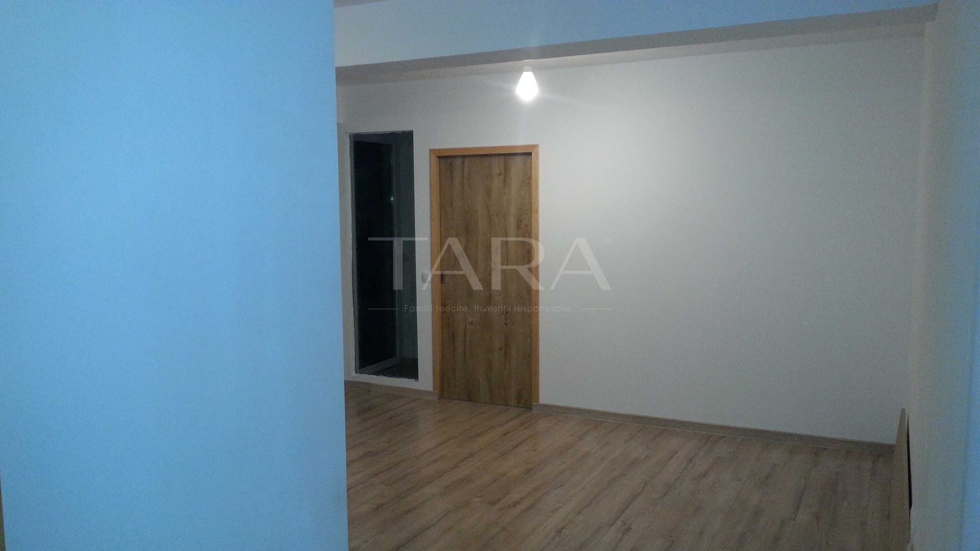 Apartament cu 2 camere finisat, cu balcon, zonă accesibilă. - Poză 1