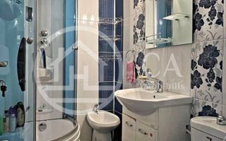 Apartament cu 3 camere de vanzare in zona Rogerius Oradea - Poză 8