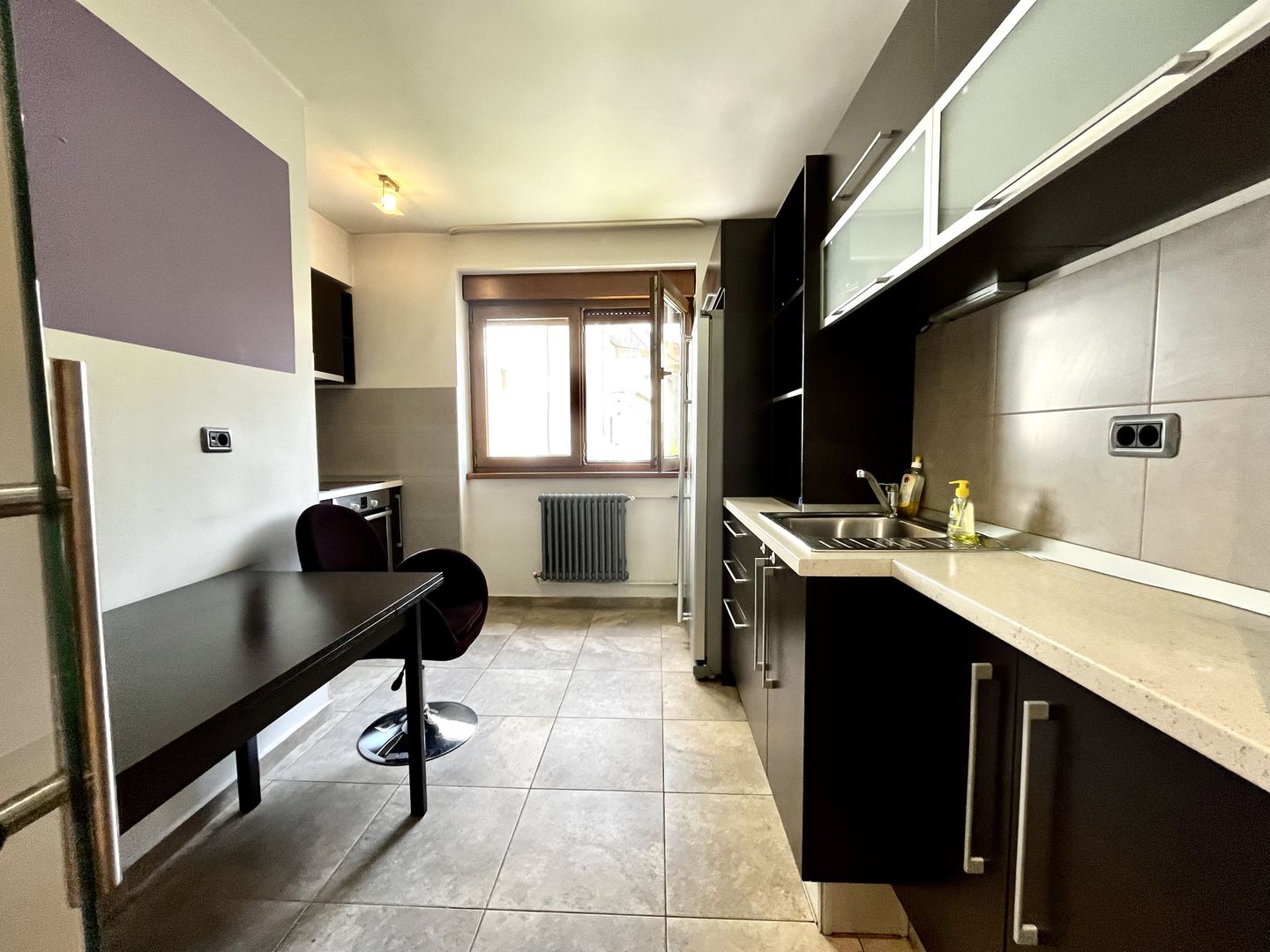 Apartament 4 camere + garaj | Etaj 1 | Zona Centrală – Medicină - Poză 8