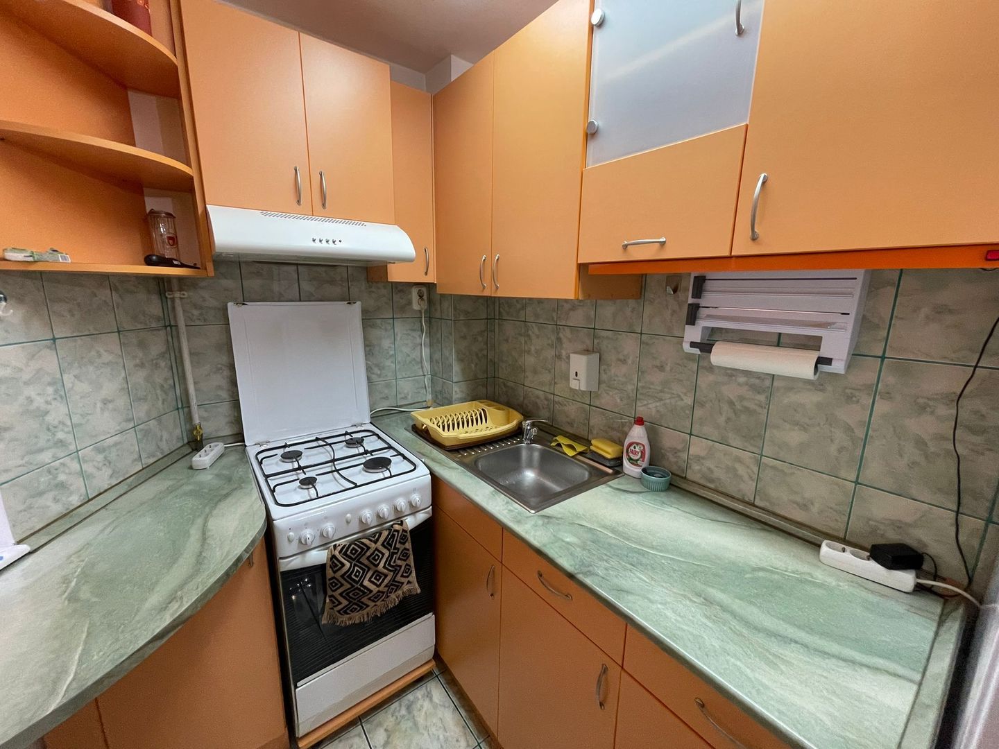 Apartament de închiriat | Gheorgheni | 2 camere si birou | Balcon - Poză 8