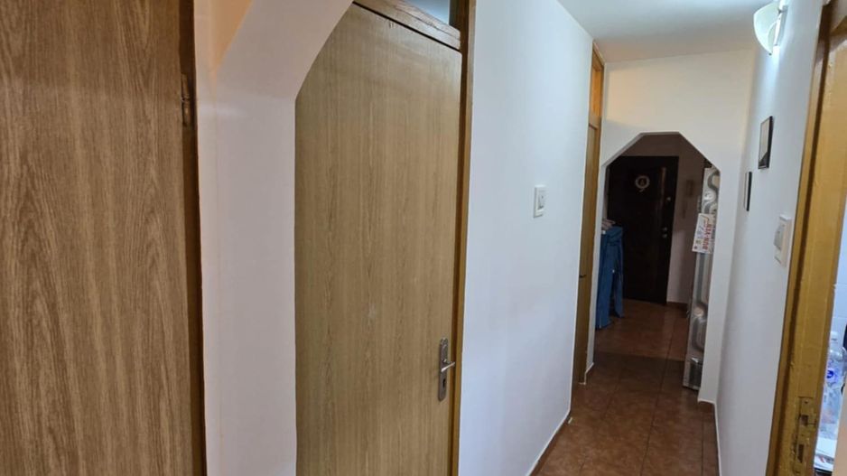 Apartament 3 camere Aparatorii Patriei - Poză 18