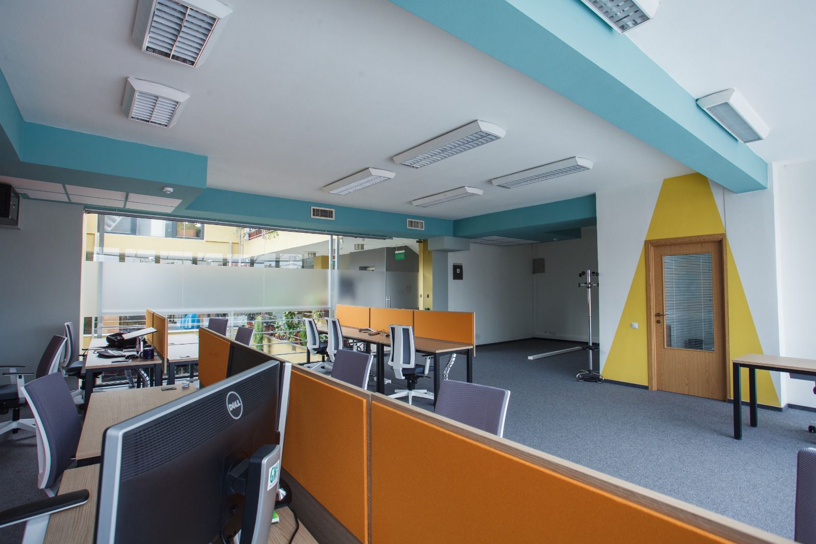 Cladire ultramoderna de birouri I 1.350mp I Ultracentral I COMISION 0% - Poză 14