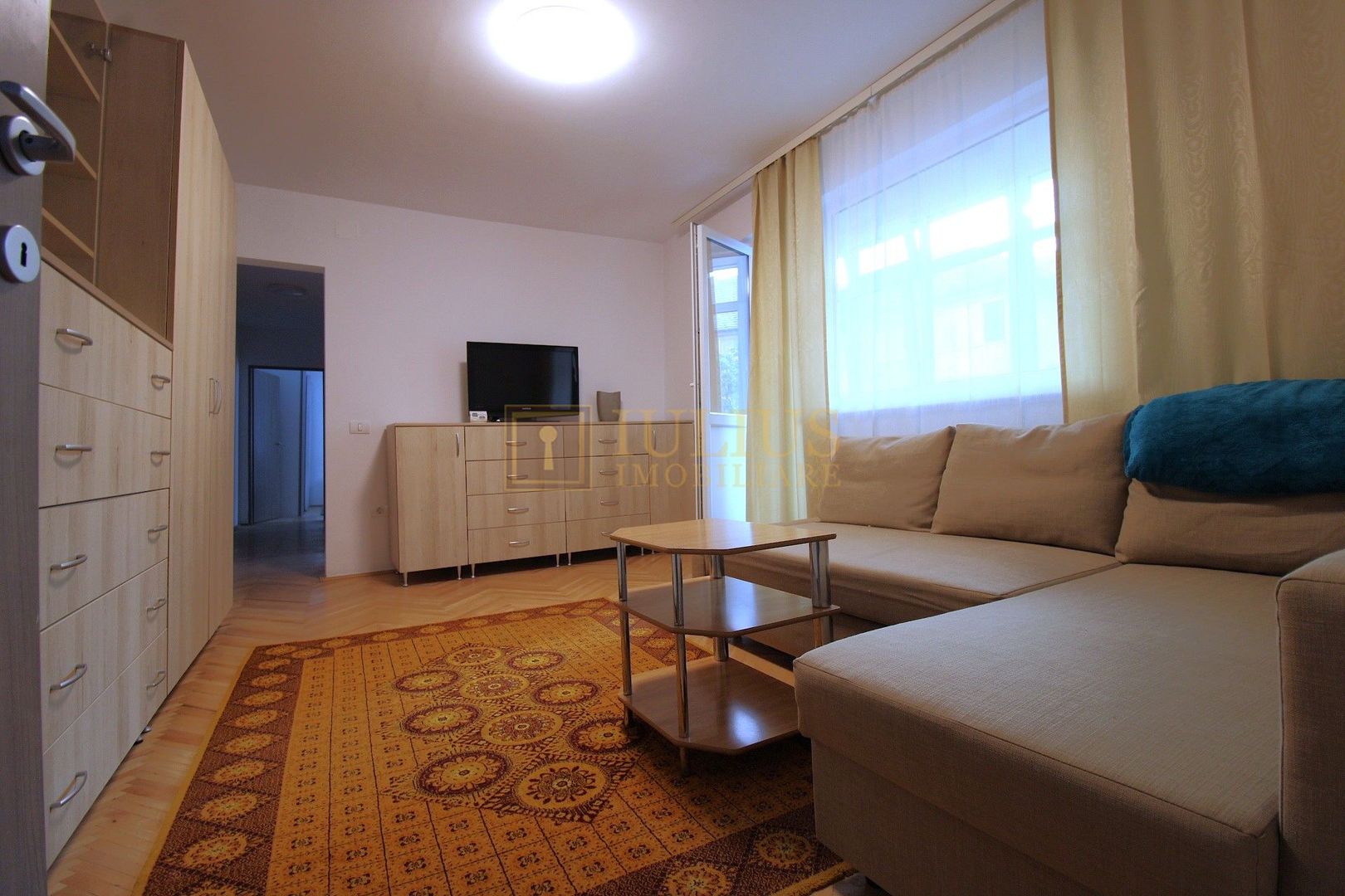 bloc nou, 3 camere, decomandat,  aer condiționat -Circumvalatiunii - Poză 2