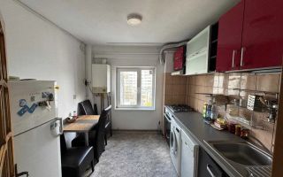 Apartament cu 3 camere / 72 mp/ zona Alexandru cel Bun - Poză 6