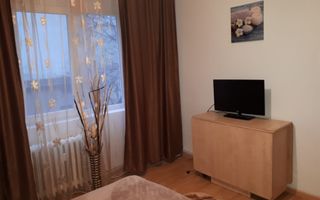 Apartament cu 2 camere / 50 mp/ zona Podu Ros - Poză 5