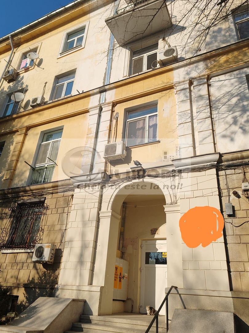 Apartament 2 Camere Centru - Copou Blocuri Rusesti - Poză 1