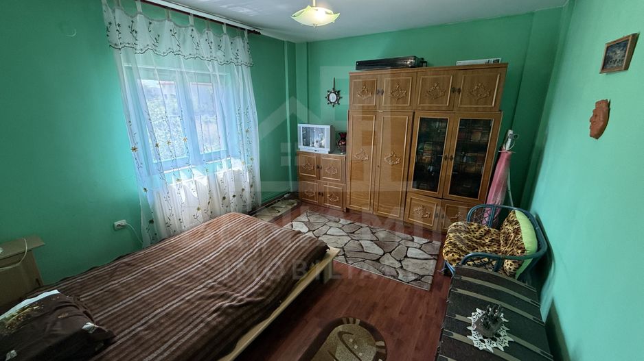 Casa Spatioasa D+P+1+M – 615mp - Teren 1000mp - Rovine - Poză 5