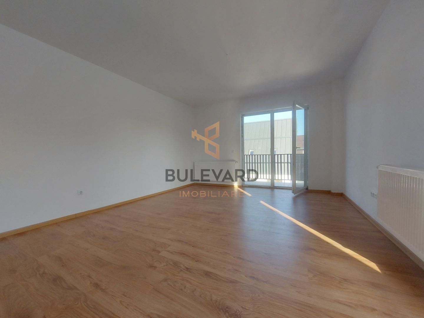 Apartament cu 3 camere finisat modern+parcare! - Poză 2