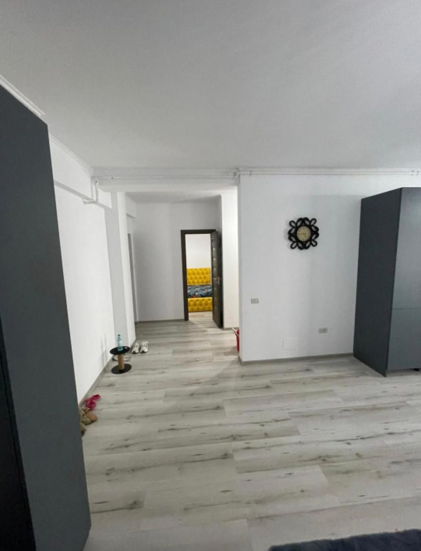 Apartament 2 cam. de vanzare 61mp + terasa 15 mp la 30 m de plaja - Mamaia Nord - Poză 22