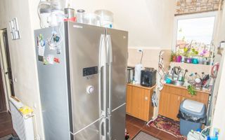 15 Noiembrie, apartament la mansardă - Poză 5
