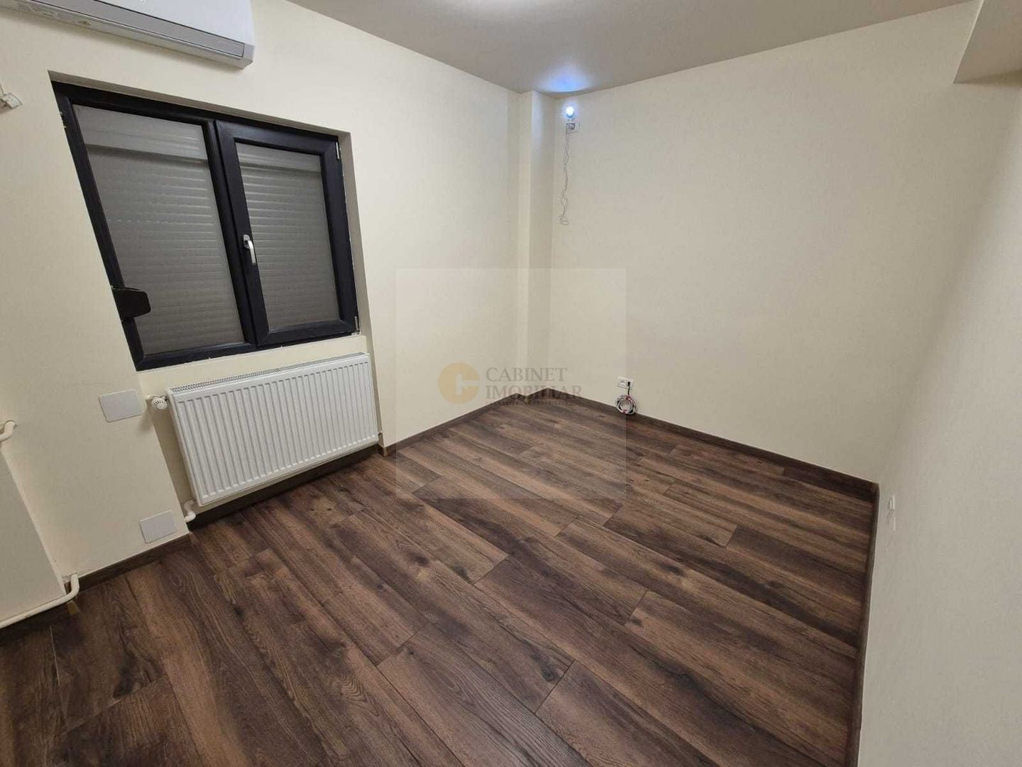 Apartament decomandat | Pretabil Locuinta sau Birou | Parter - Poză 3