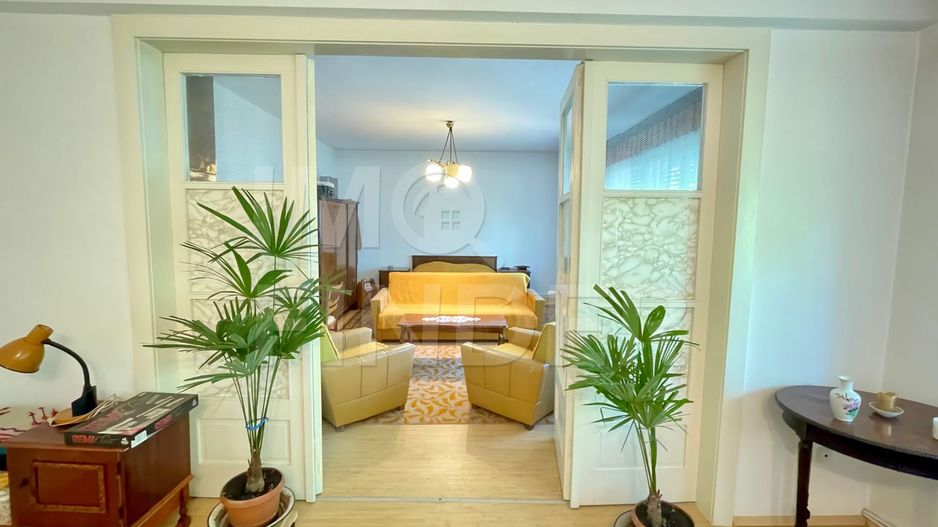 Apartament in vila, teren, garaj, zona Grand Hotel Napoca - Poză 5