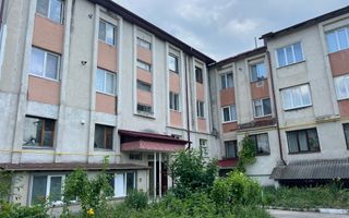 Apartament cu 3 odăi în Ialoveni - Poză 2