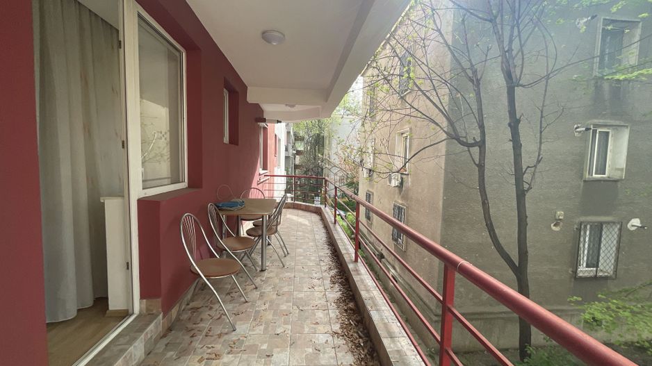 APARTAMENT SPATIOS CU 3 CAMERE IN ZONA COMPOZITORI FLOREASCA - Poză 6