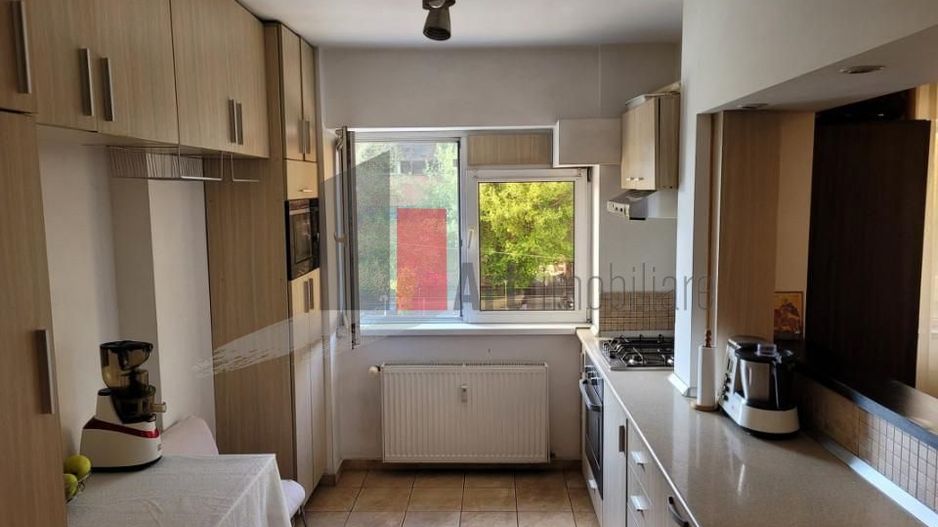 Apartament ideal de 3 camere la doar 50m de parc – gata de mutare! - Poză 1