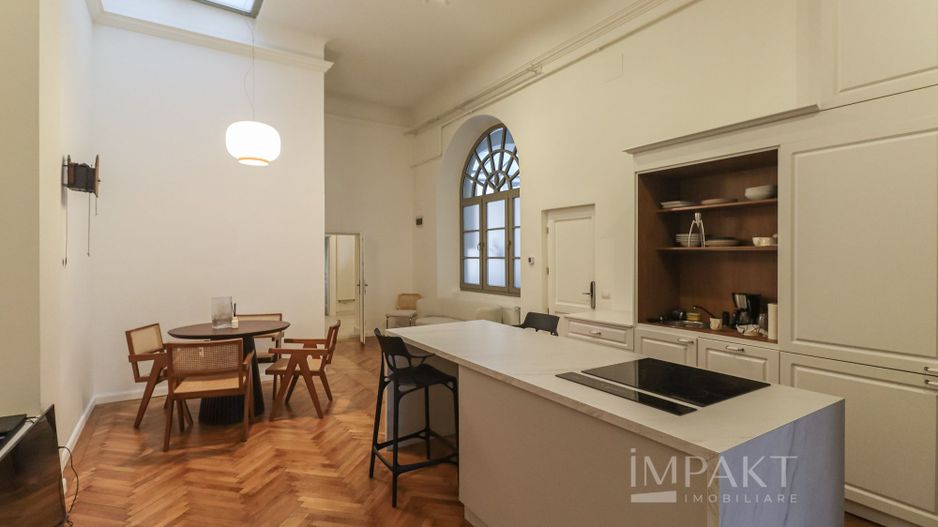 Apartament deosebit cu 4 camere in centrul orasului Cluj Napoca - Poză 5