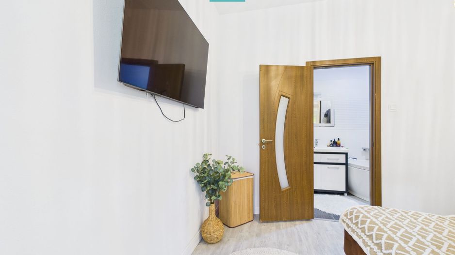 Apartament 3 camere  la curte  - Odobescu - Poză 14