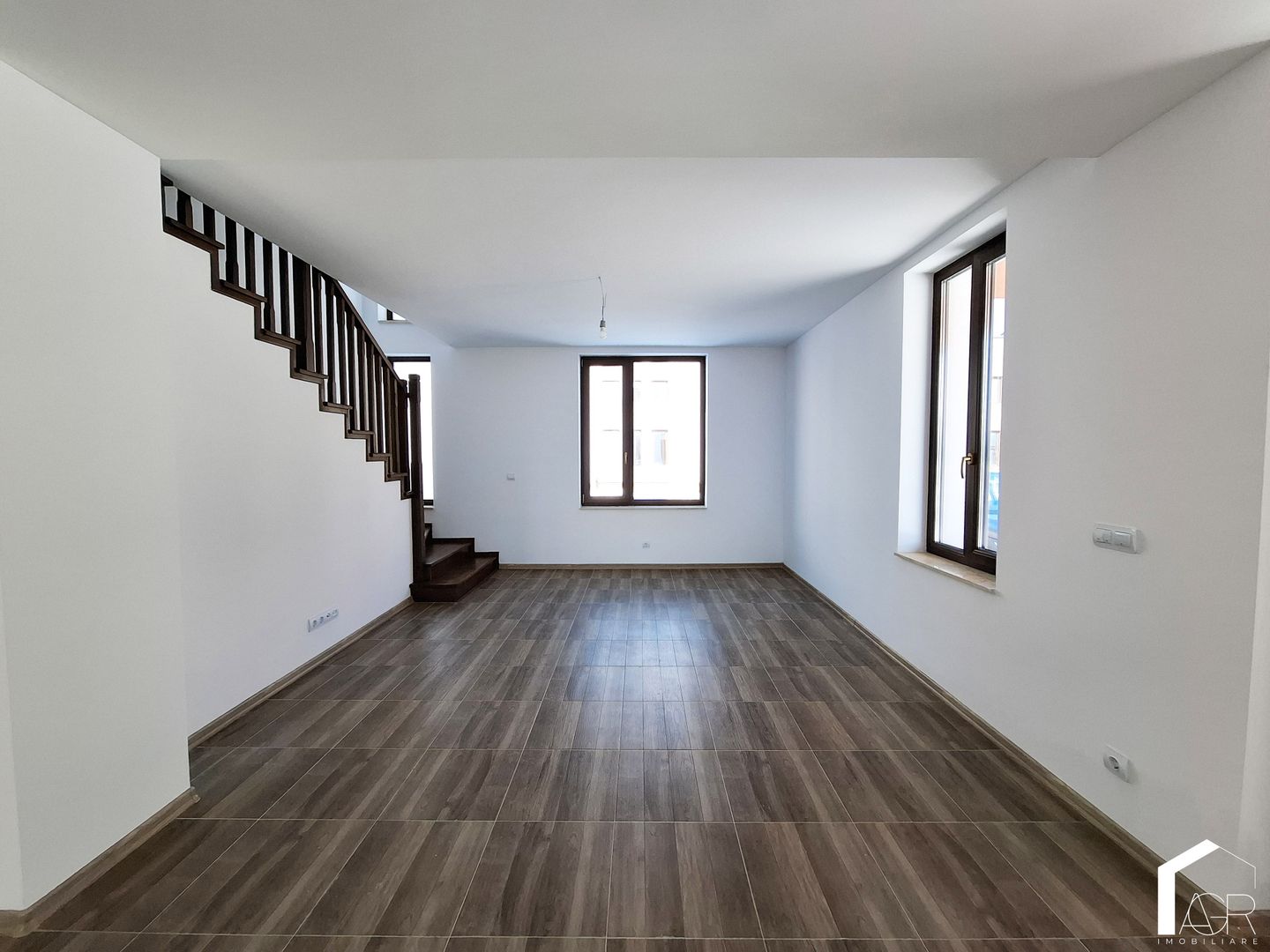 Casa tip duplex cu 4 camere, Paulesti - Poză 4