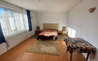 Pensiune / Casă 400 MP | Str. Mihai Eminescu - Poză 15