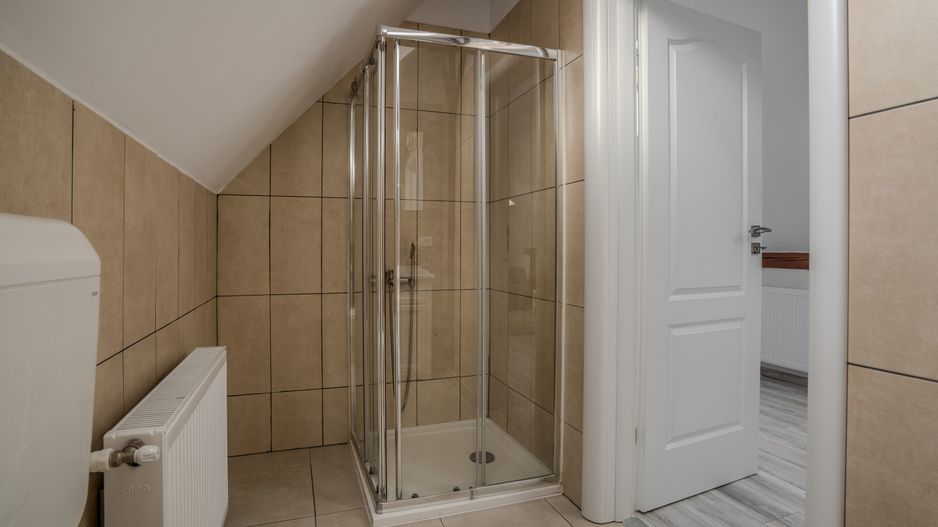 Casa individuala renovata integral | Brasovul Vechi - Dealul Cetatii - Poză 30