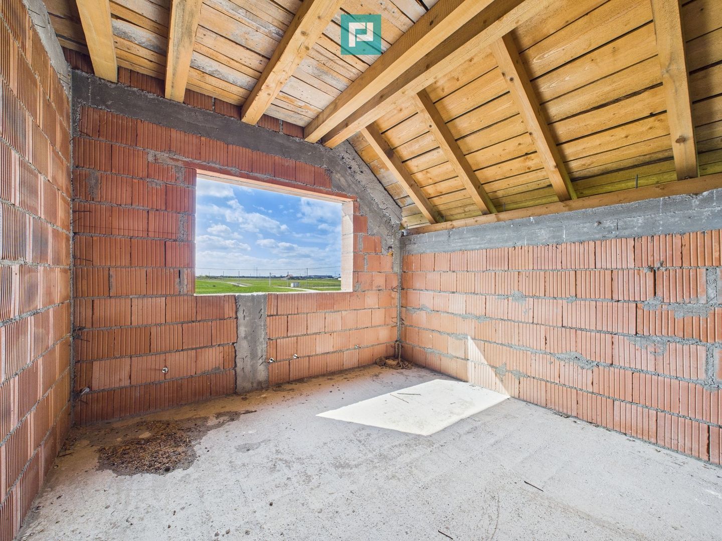 Casă la roșu, teren 600 mp, în Săcălaz - Poză 5