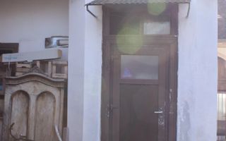 Super ofertă garsoniera cu gradina ultracentral - Poză 3