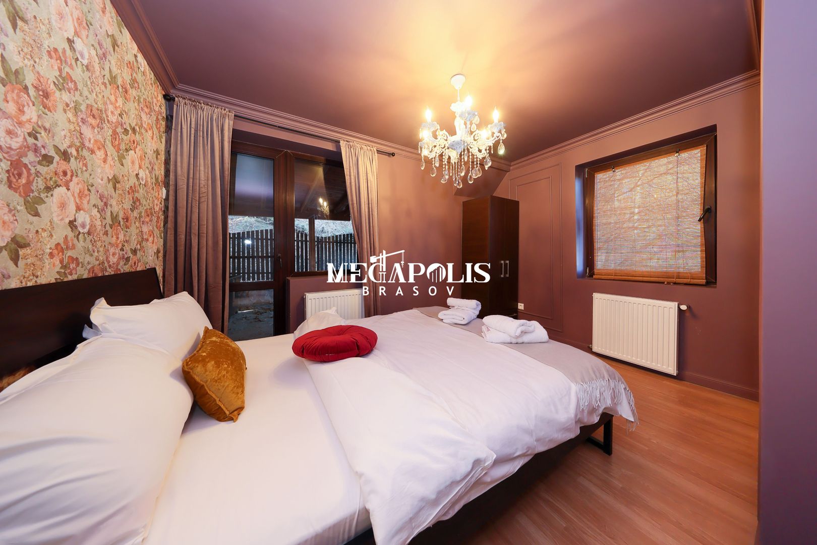 Pensiune/Vilă de vânzare în Bran | 8 camere | 180 mp - Poză 30