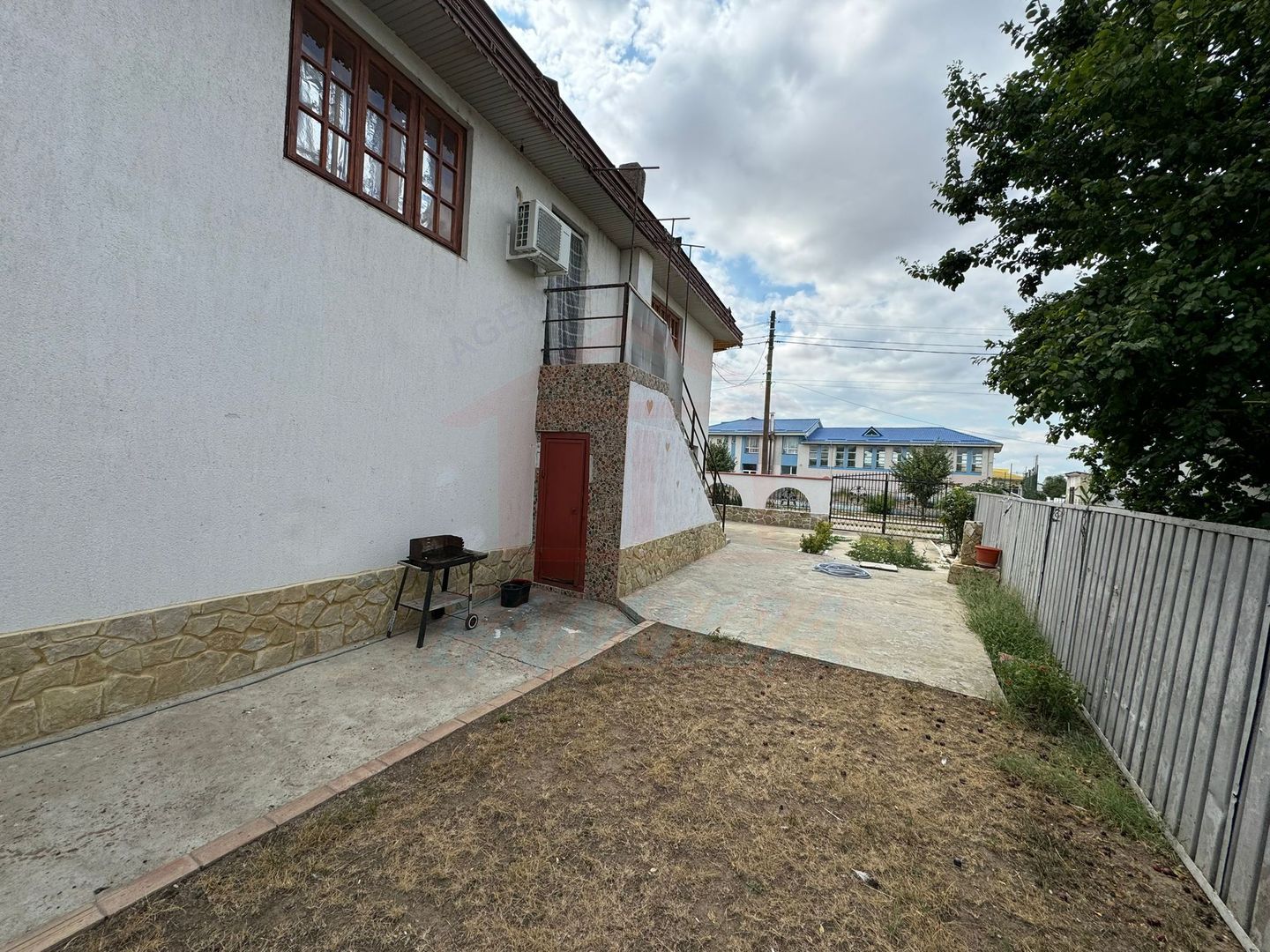 🏡 PROPRIETATE CU POTENȚIAL COMERCIAL ȘI LOCUINȚĂ | 62.000 € - Poză 15
