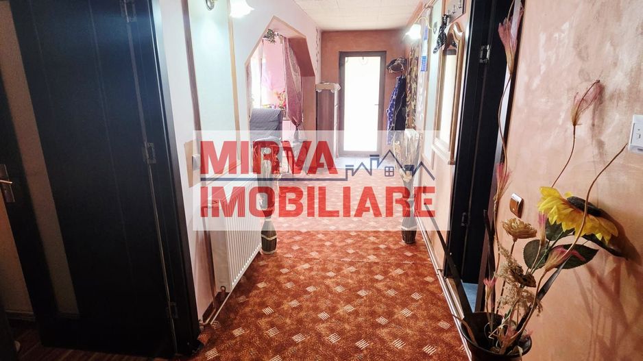 Casă 4 camere, 685 mp teren, renovată 2011 – Mănești, Zalhanaua - Poză 35