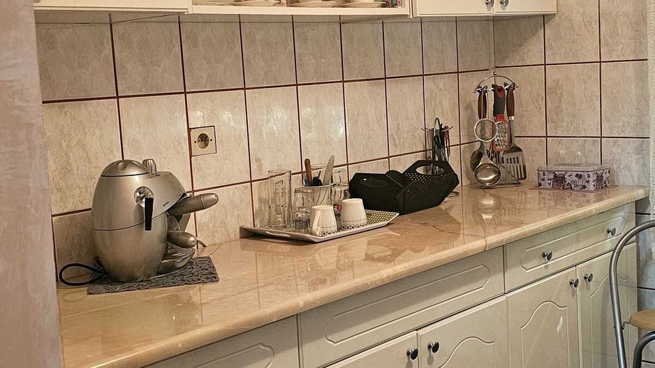 BRASADAS vinde ap 2 cam RENOVAT la PARTER in Micro 16. - Poză 1