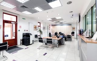 Spatiu pentru birouri ultracentral de inchiriat in Oradea - Poză 3