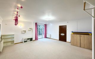 Vilă cu curte mare și piscină – ideală pentru familie, Pipera - Poză 13