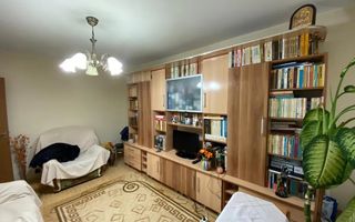 APARTAMENT 2 CAMERE ZONA NICOLINA - 350 EURO - Poză 1