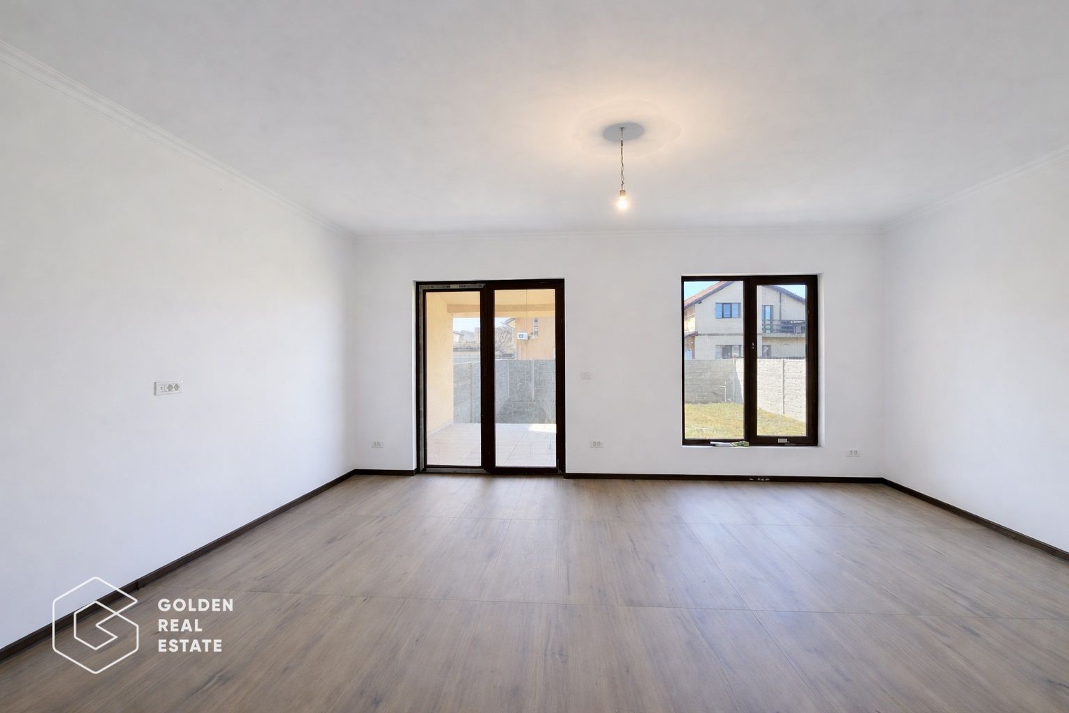 Duplex modern în Giroc, 105 mp utili, teren 250 mp, zonă liniștită de case - Poză 5